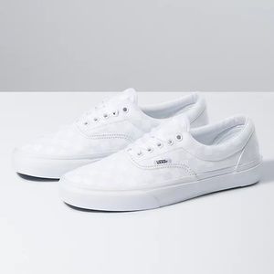 SOLD!! vans white on white checkerboard authentics